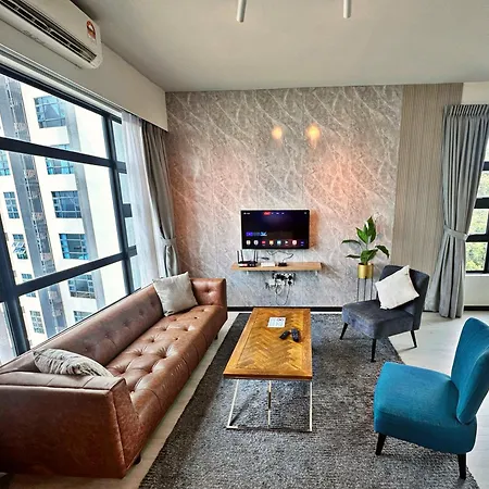 Seaview Luxury Condo Homestay 2Bed 2Bath Jesselton Quay By R2 Residence